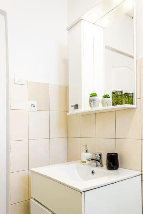 Cosy Nest M&N Condos Bükreş Dış mekan fotoğraf